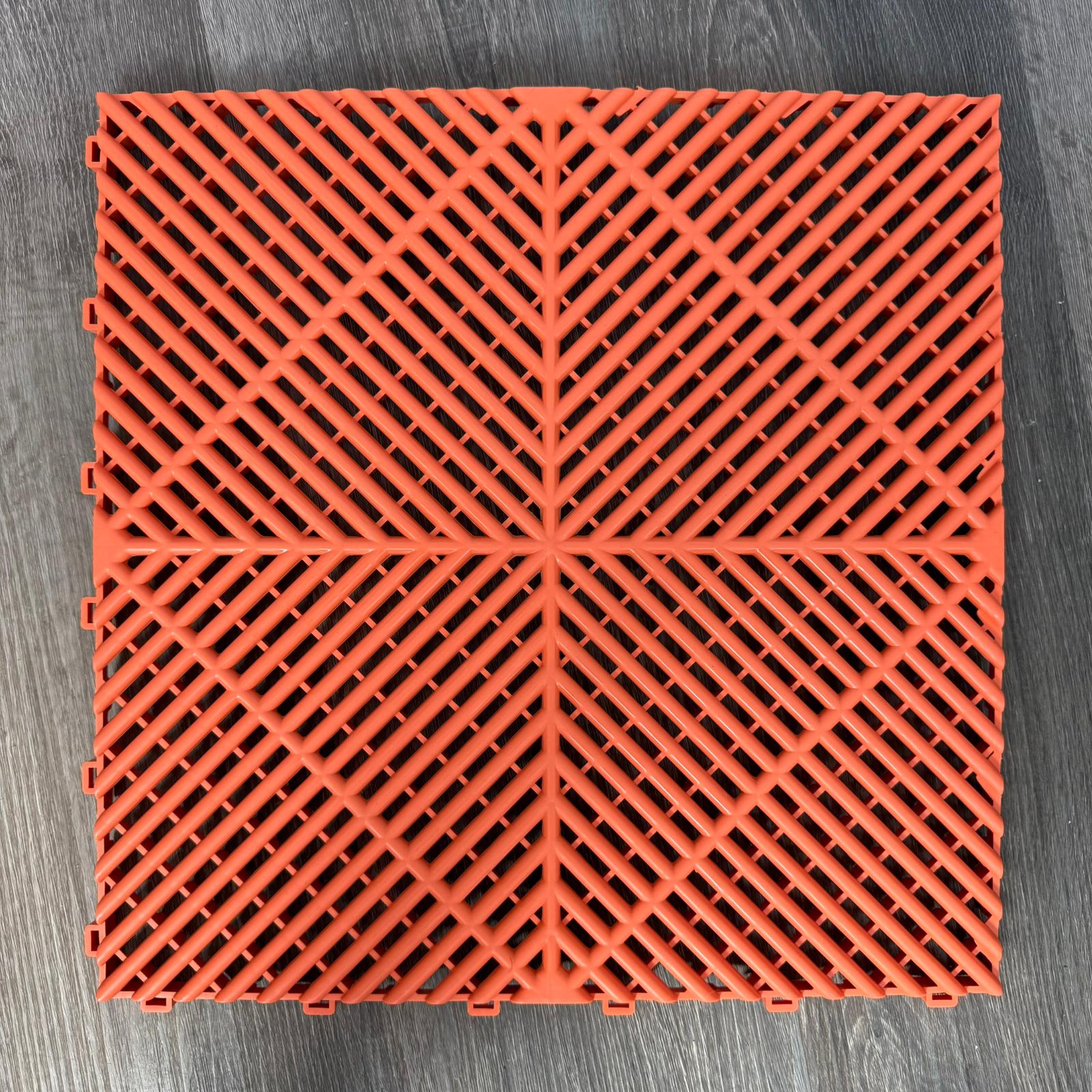 PISO PLÁSTICO DE TALLER MODULAR ENCASTRABLE 40cm x 40cm